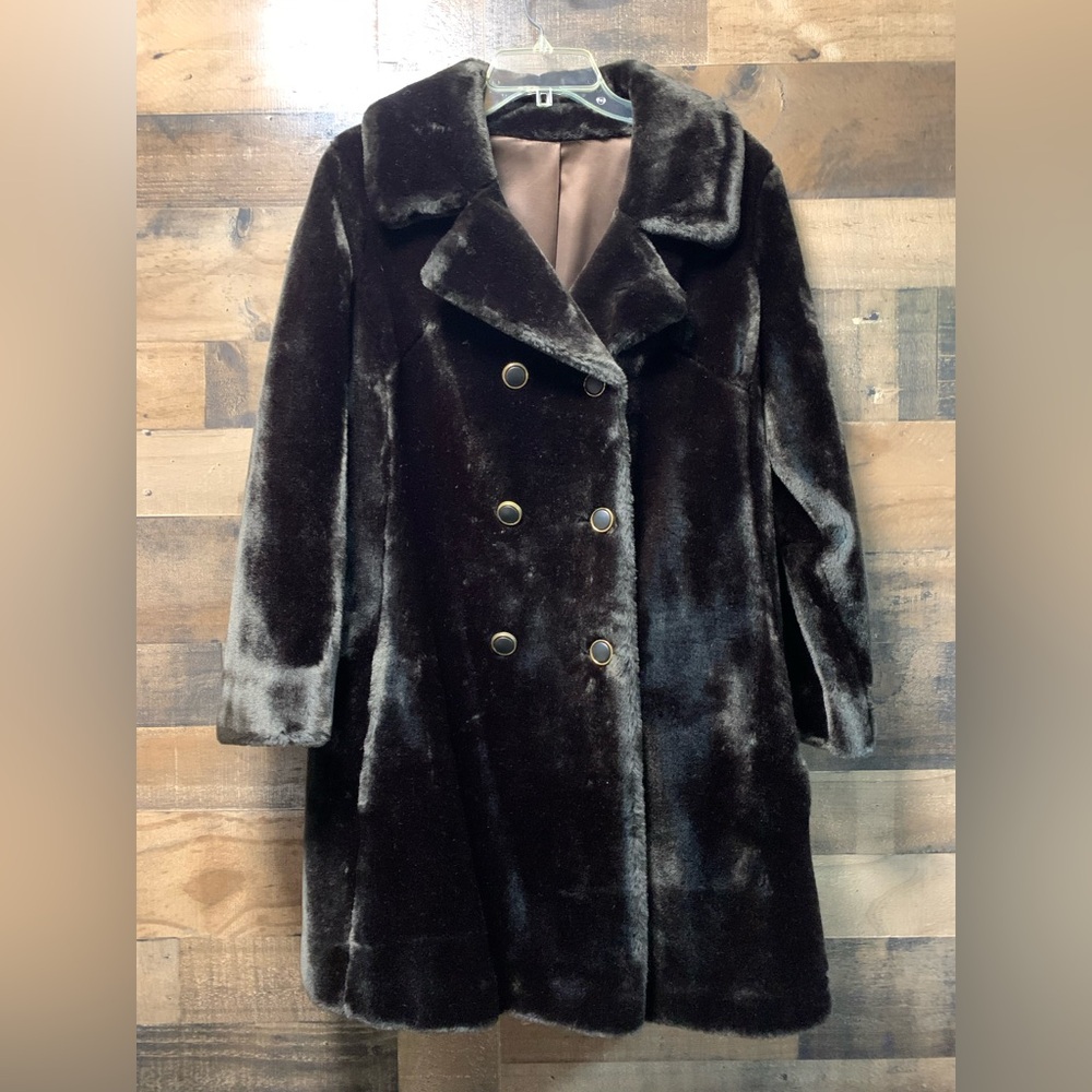 Vintage Fureal Women’s Brown Hand Tailored Faux Fur Long Sleeve Coat Size M/L